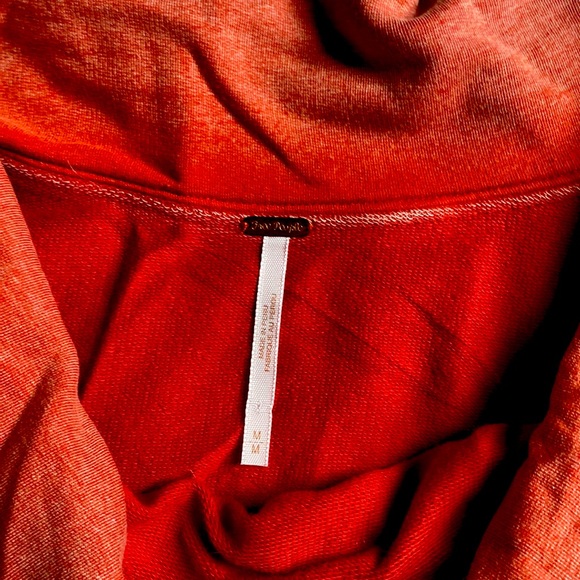 Free People off the shoulder red tunic size M - Picture 2 of 3